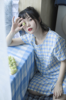 最美情侣高清视频播放